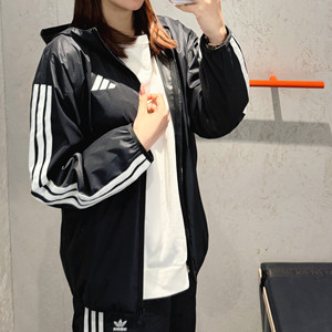 
adidas Adidas men's and women's sports and leisure classic three-stripe jacket sun protection jacket IM7848