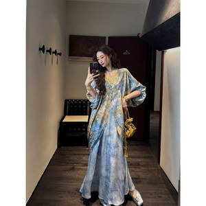 
[Huhu Exclusive] Sanji Black Flower [Wanhuazhan] Jacquard Tie-Dye Dress Autumn Banquet Long Dress