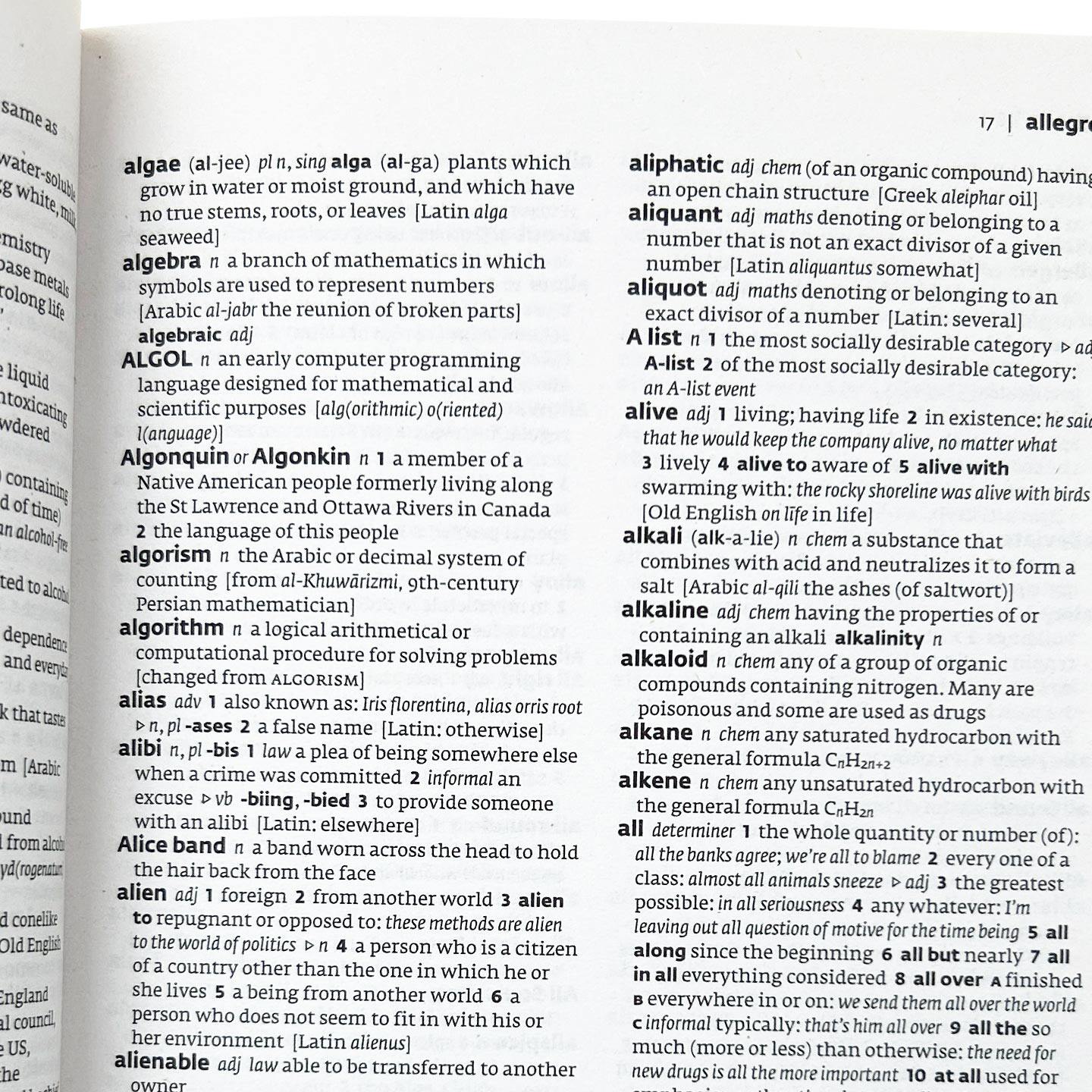 Collins English Dictionary - Original 2019 Paperback