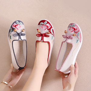 
Spring and summer old Beijing cloth shoes for women, embroidered shoes, non-slip flat bottom Hanfu dance ethnic style women's single shoes, cloth shoes for women
