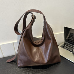 Women's Shoulder Bag, Autumn 2025 New Style, High-End Crossbody Bag, Niche Bag, Large Capacity, Daily Commute Tote Bag