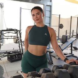 Ttwolves Women's High-Intensity Cross-Strap Vest with Built-In Chest Pads, Quick-Drying and Breathable for Sports and Fitness B119