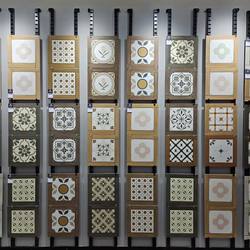 Nanyang Retro Cream Style Floor Tiles Kitchen Nyonya Small Tiles French Bathroom Bathroom Balcony Tile Flower Tiles