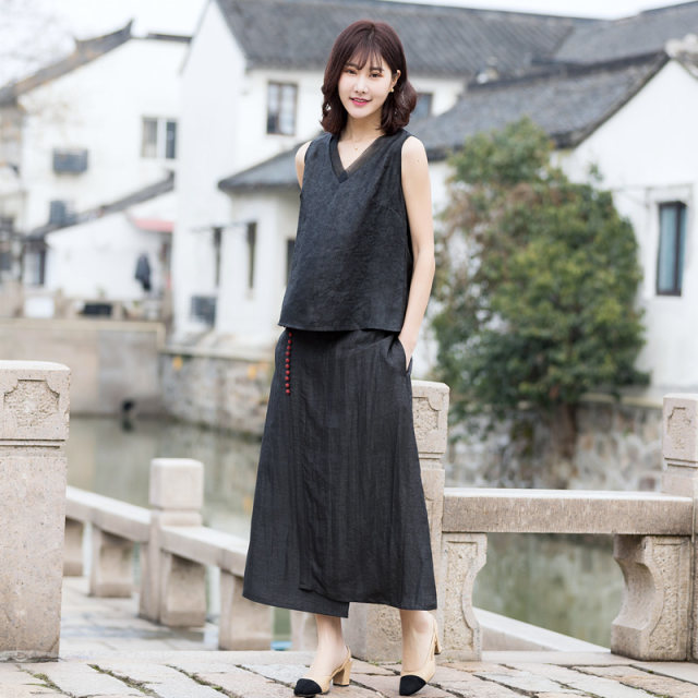 Silk Xiangyunsha 2021 new hip-covered skirt black versatile slim a-line pocket 100% silk long skirt
