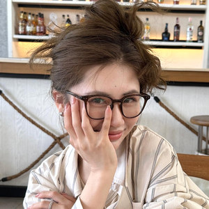 Ultra -light TR90 Korean glasses frame brown retro can be equipped with myopia lens plain square frame anti -blue light frame female
