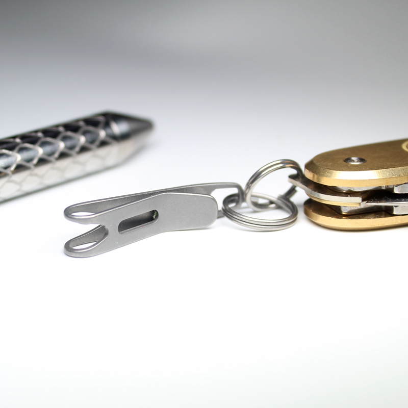 EDCチタン合金ポケットクリップ - ミニフックキーチェーン