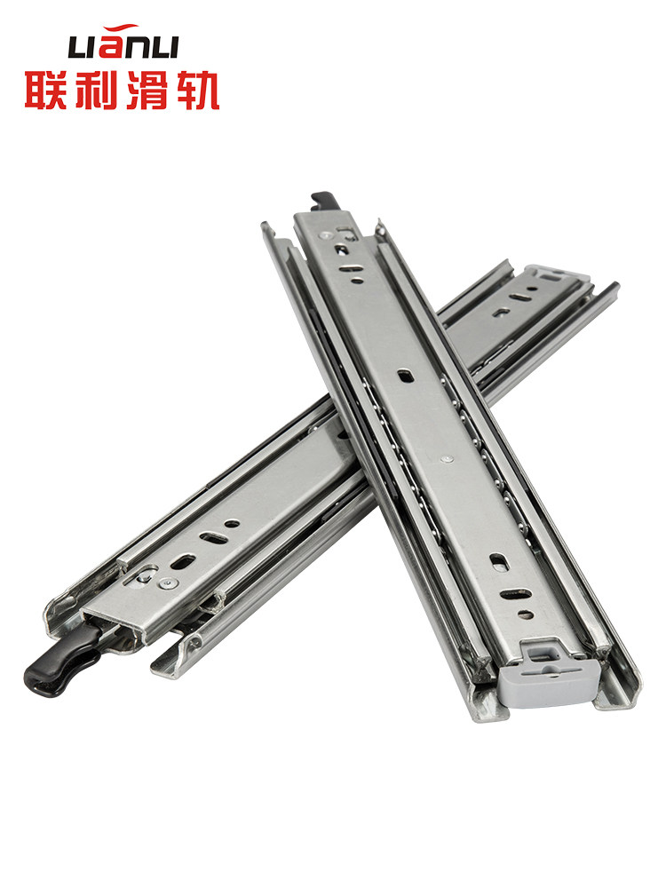 lianli-51-wide-tre-sektion-fortykket-push-pull-silent-styreskinneskuffe