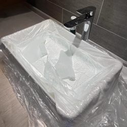 Traveling and Staying in a Hotel, a Magic Tool for Washing Clothes, Disposable Washbasin, Portable Laundry Bag for Business Trips, Dirt Barrier Film, Great Travel Item