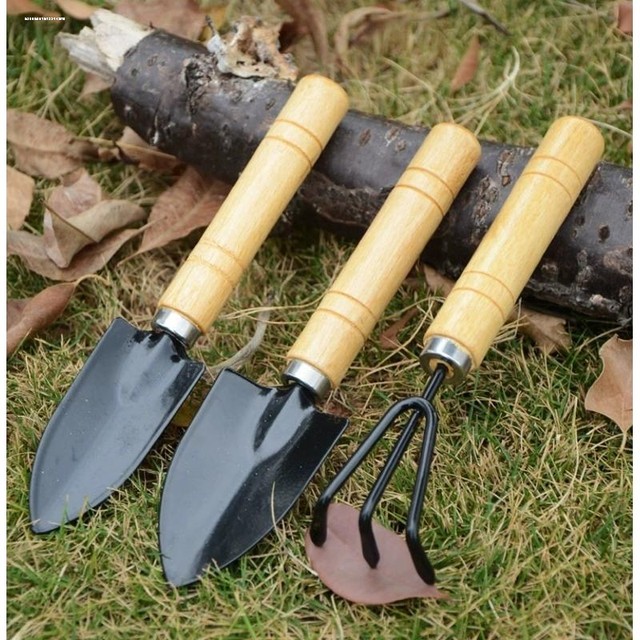 Japanese-style Black Shovel Three-piece Set Of Gardening Tools Turning 