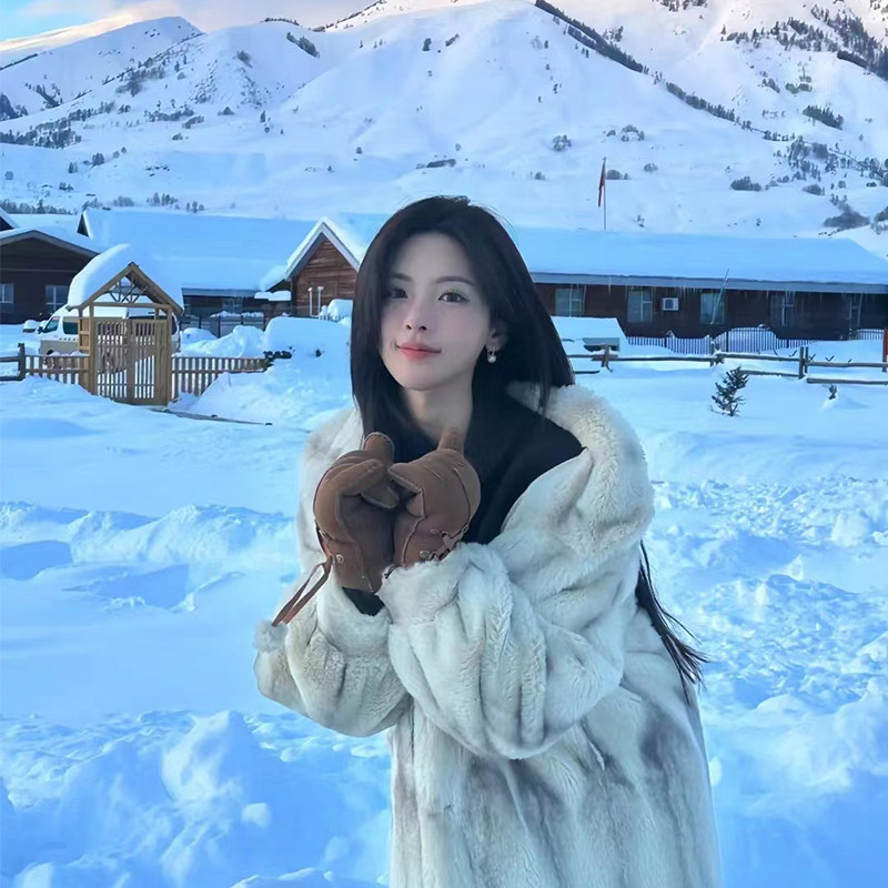 新疆旅游7天6晚乌鲁木齐布尔津禾木喀纳斯独山子木大峡谷跟团游