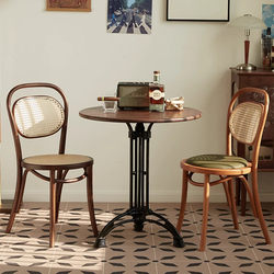 Retro Solid Wood Round Table, Antique American Style Small Table, Cafe, Bakery, Cake Shop, Dessert Shop Tables and Chairs