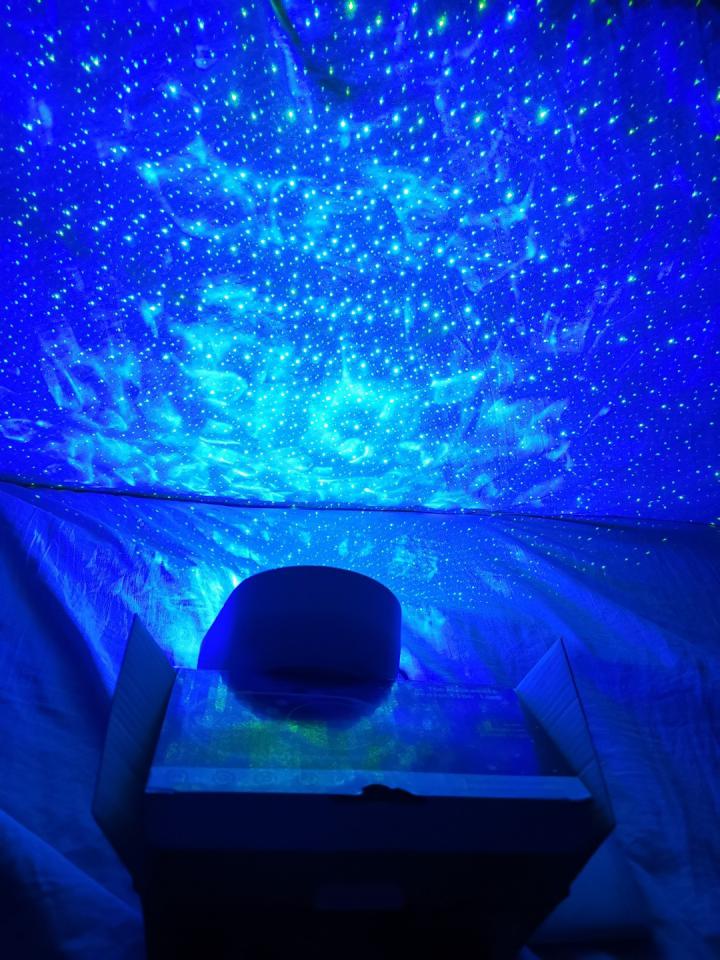 创意星空灯投影房间卧