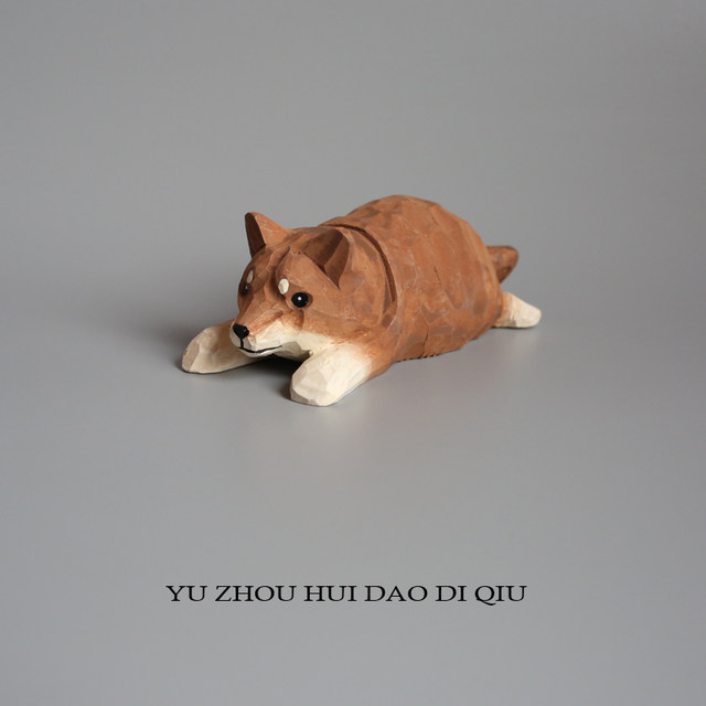 When I’m bored, I pose with a lying Akita dog! Handmade wood carving ornaments, birthday gifts for couples and friends