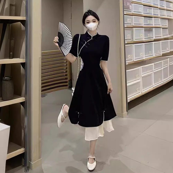 Spring Retro Bell Young Black Plus Luxurious Embroidered Swing High Waist Sister Hui Cai Duobao Two Pieces 4.14