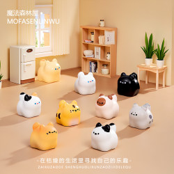 Creative Cute Mini Cat Figurines, Adorable Micro Landscape DIY Decorations, Cartoon Mini Desktop Car Ornaments