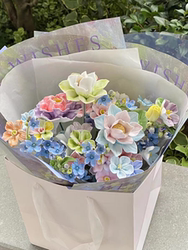 Couple Gifts, Exquisite Bionic Bouquets, Jingdezhen Handmade Ceramic Flowers, Simulated Flowers, Eternal Flower Vase, Graduation Season