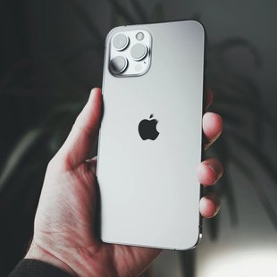 苹果iPhone12Pro手机