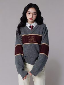 
Harry Potter co-branded sweater color-blocked pullover sweater 2026 winter and spring new v-neck loose and versatile