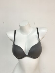 
Simple grinding steel rings on girls' underwear show breast shape comfortably gather bra inside contrasting color bra