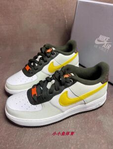 
Nike women's shoes AF1 Air Force One mustard yellow casual sneakers FV3647-171