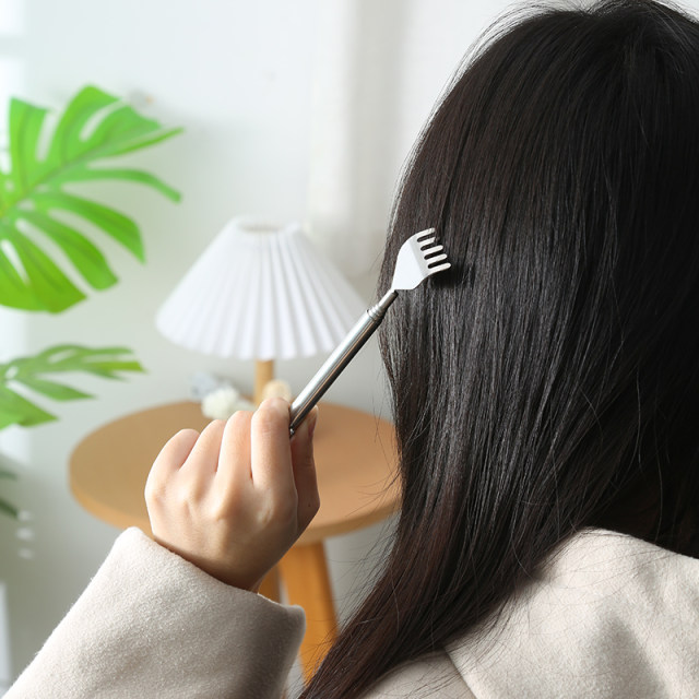 Back scratching artifact Itchy scratching back scratching device Does ...