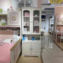 Nordic White Ash Solid Wood Children's Bookshelf Storage Rack Learning Forest Cabin Creative for Teenagers Boys and Girls