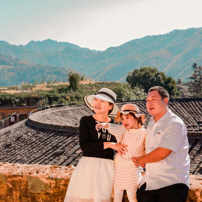 厦门旅游【8人小团】南靖云水谣+永定高北土楼田螺坑纯玩一日游