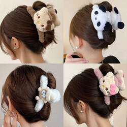 Autumn and Winter Sweet Style Plush Kitty Cat Hair Clip, Cute Back-Of-Head Claw Clip, Simple Shark Clip Hair Accessory for Women