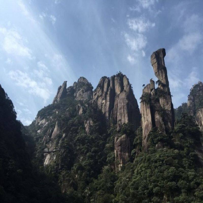 安徽黄山宏村江西婺源望仙谷三清山庐山南昌滕王阁7天6晚跟团游