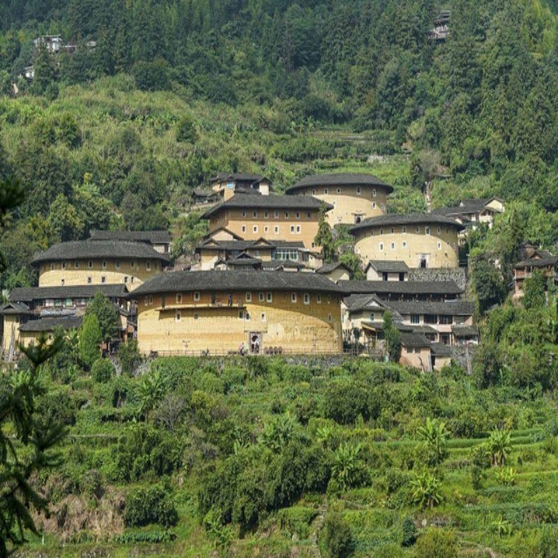 纯玩--厦门鼓浪屿帆船出海演武大桥沙坡尾云水谣土楼4天3晚跟团游