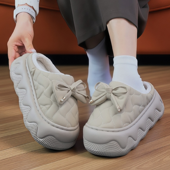 
PU cotton slippers for women in autumn and winter 2025 new waterproof and warm plus velvet indoor home thick sole cotton slippers bags