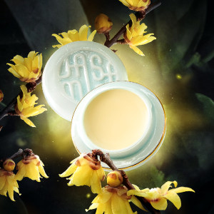 January plum blossoms cold fragrance fragrance natural essential oil balm solid perfume light fragrant men and women body cream ancient style ancient method
