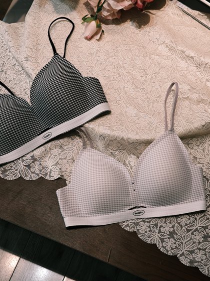 
French triangle cup women's underwear large breasts and small thin summer breathable small breasts slightly gathered bra plaid