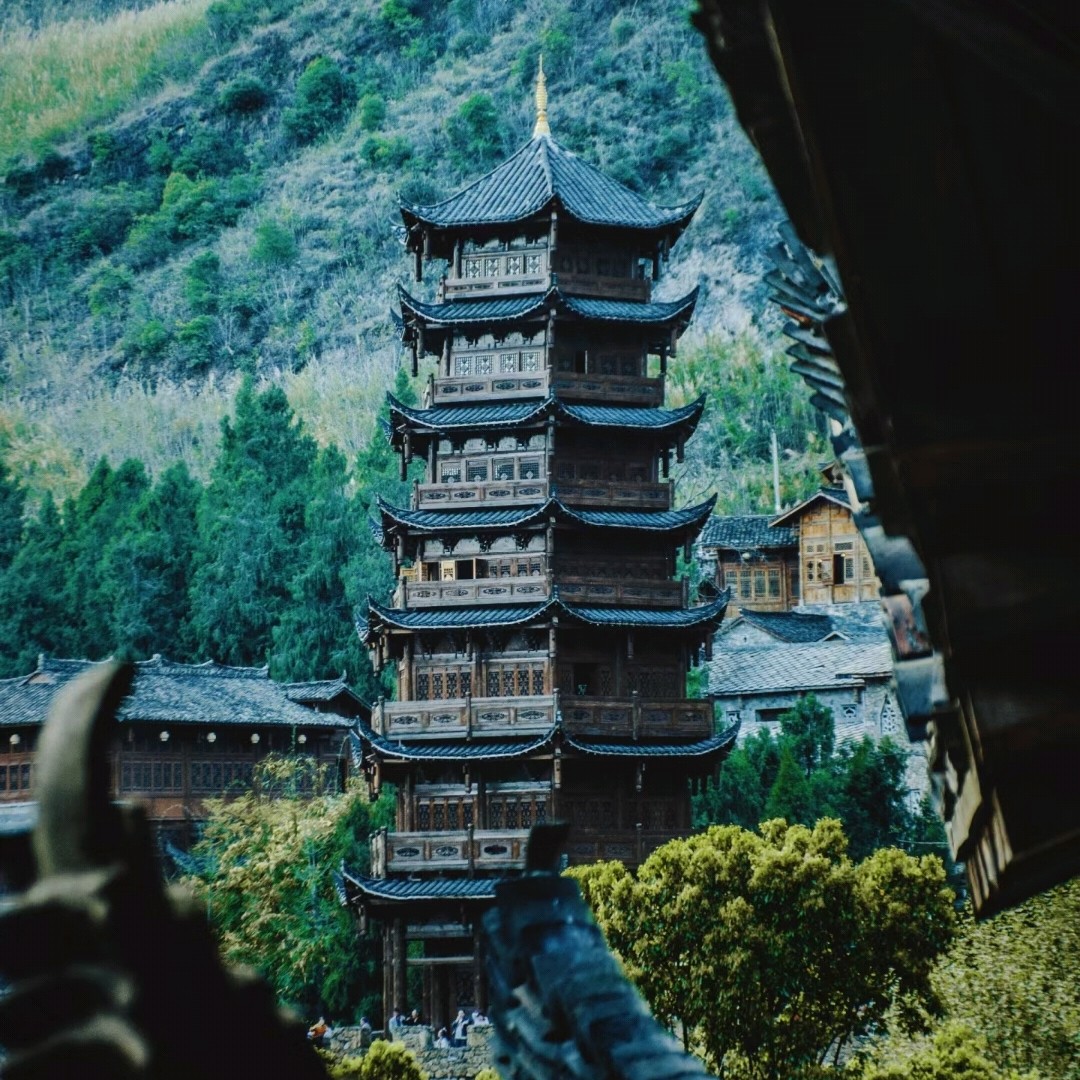 纯玩【贵州2天游】兴义马岭河峡谷+万峰林+万峰湖 含门票