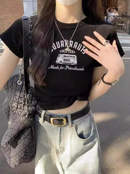 紫色正肩短袖t恤女2026夏季新款洋气独特高级小个子修身短款上衣