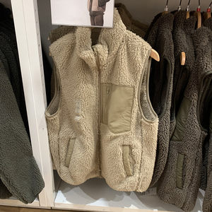 
Daily single men's autumn and winter imitation lamb velvet vest velvet vest casual warm horse clip versatile jacket 475753