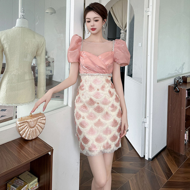 French light luxury sexy tube top collar dress, niche heavy worker sequin stitching high -end sensing temperament bag hip skirt