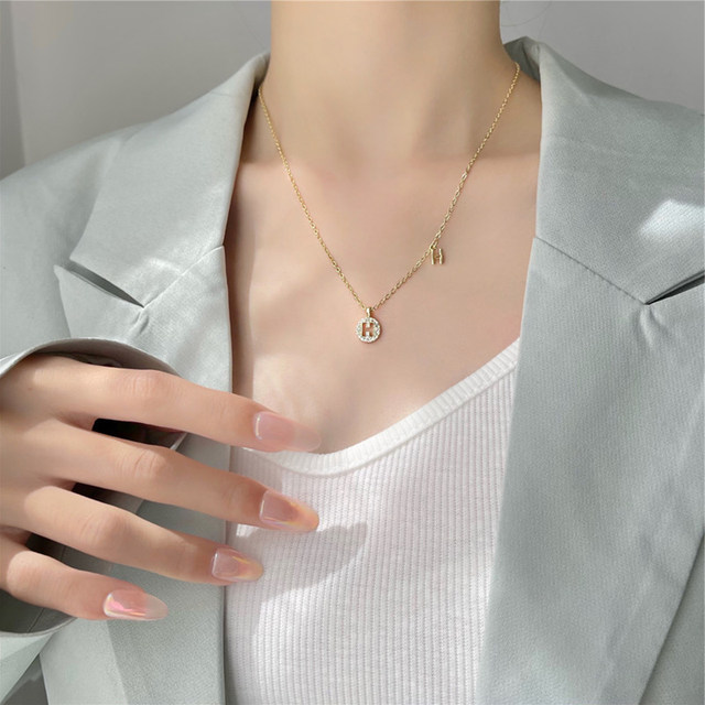 H Letter Titanium Steel Necklace Light Luxury Niche Clavicle Chain H letter titanium steel necklace light luxury niche clavicle chain