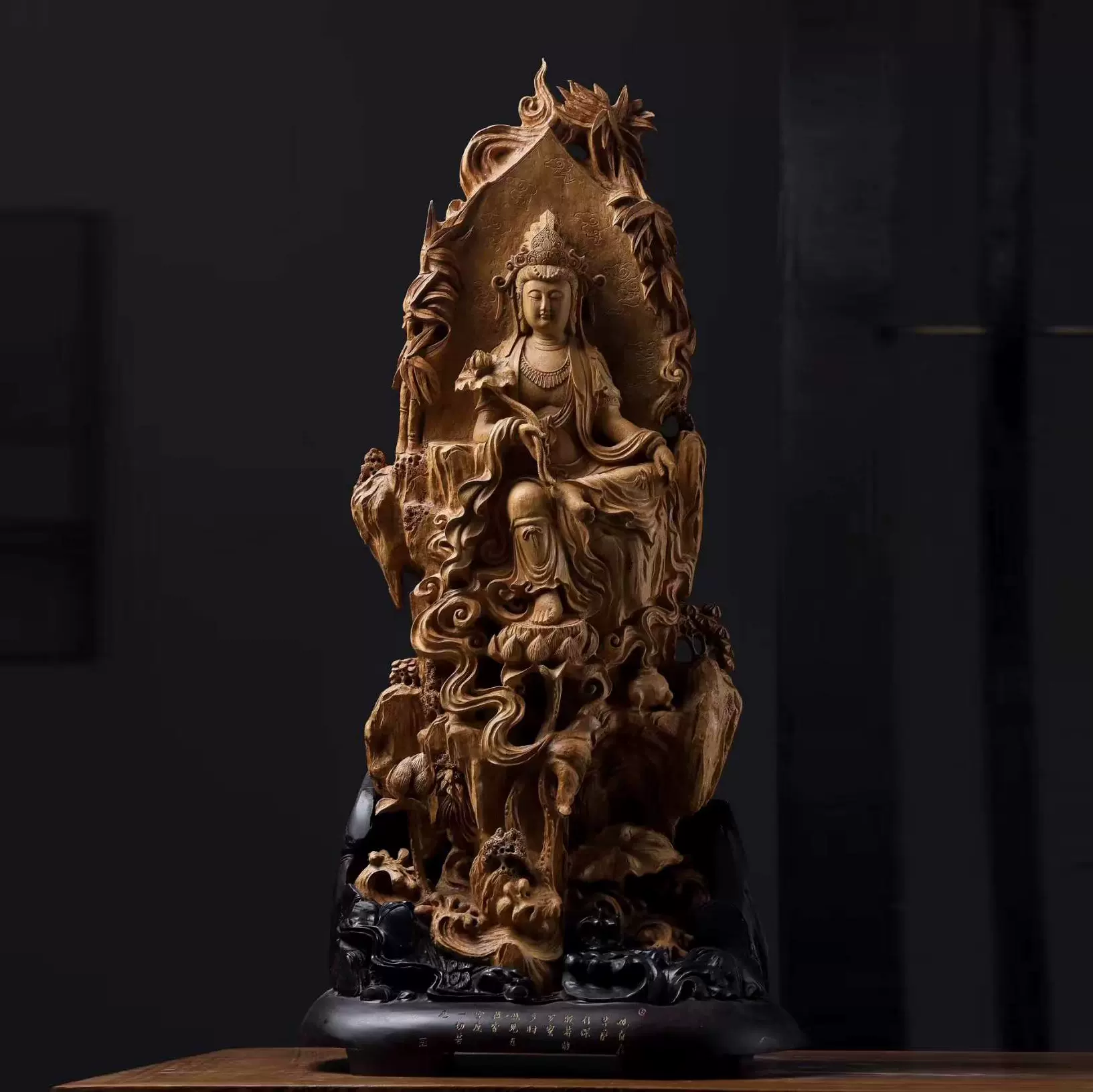骨董品 沈香木 精工原木彫り 浄瓶観音菩薩 仏像 仏教 彫刻