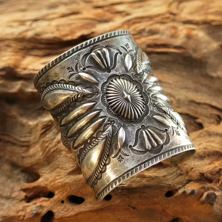 Hozho silver 4020 Gold Eagle シルバーバングル Hozho silver 4020 Gold Eagle シルバーバングル Hozho silver