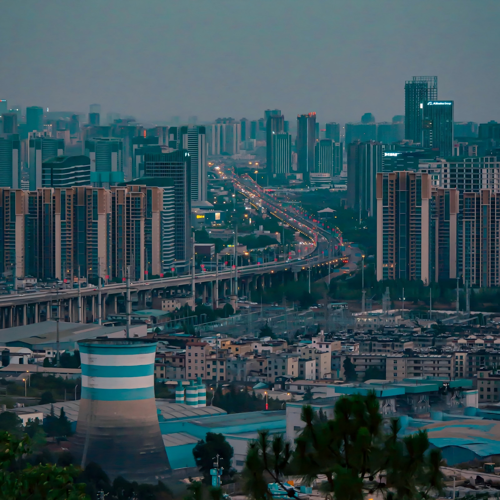 昆明洲际酒店豪华住宿+昆明石林风景区成人票