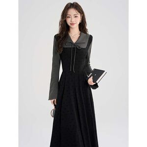
2026 spring new women's French preppy dress Hepburn style waist slimming bottoming long skirt D4071