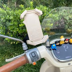 Rearview mirror mobile phone holder electric vehicle riding navigation artifact Yadi No. 9 battery motorcycle 2025 new universal