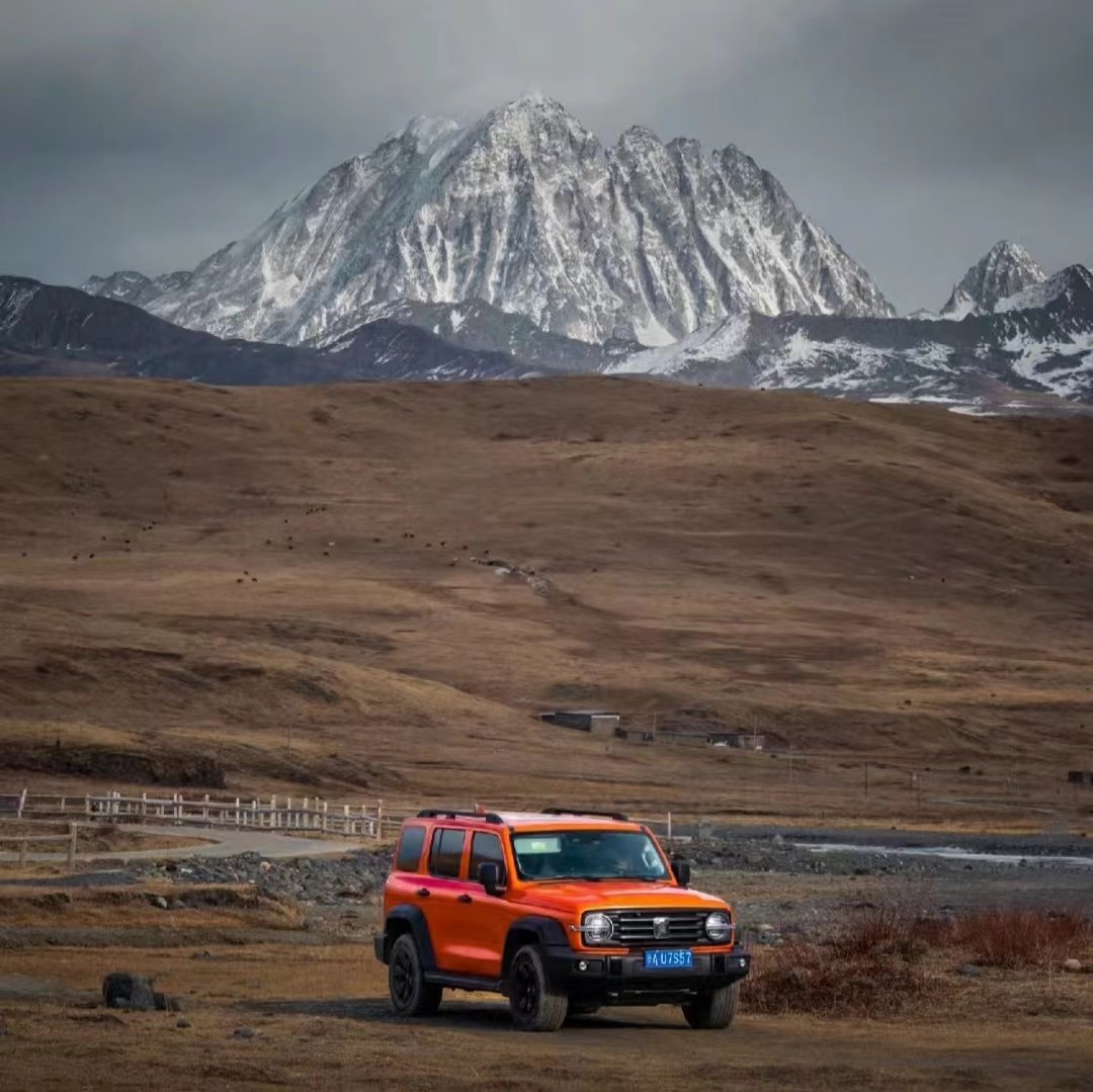 318川藏线旅游拼车四姑娘山/色达10天9晚稻亚理塘2-6人小团拼车游