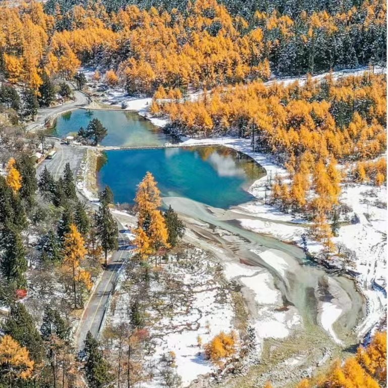 阿坝州川西冬季玩雪赏雪毕棚沟达古冰川2日纯玩2-8人小团