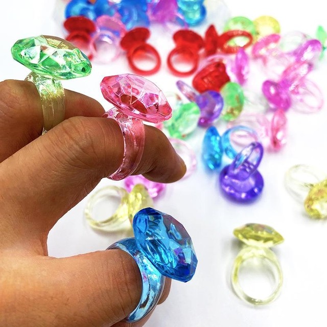 Seven-colored candy color transparent plastic ring imitation diamond ring coax girl princess video game reward gift accessories