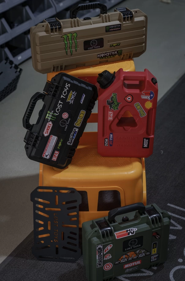 防水防摔摩托车工具箱IPX5防水边箱适配多品牌摩托车工具箱ABS材质硬箱