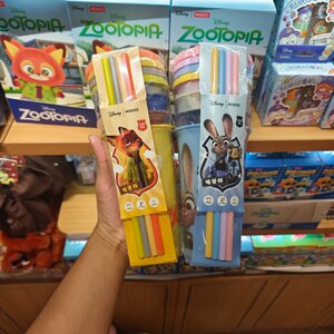 
MINISO Disney Zootopia Series Straw Plastic Cup 4-piece Set Judith Nick