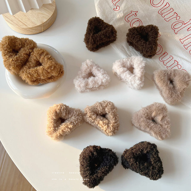 Plush cat ear hairpin for women, side clip for bangs, small grabber for broken hair, cute princess head shark clip hairpin headdress