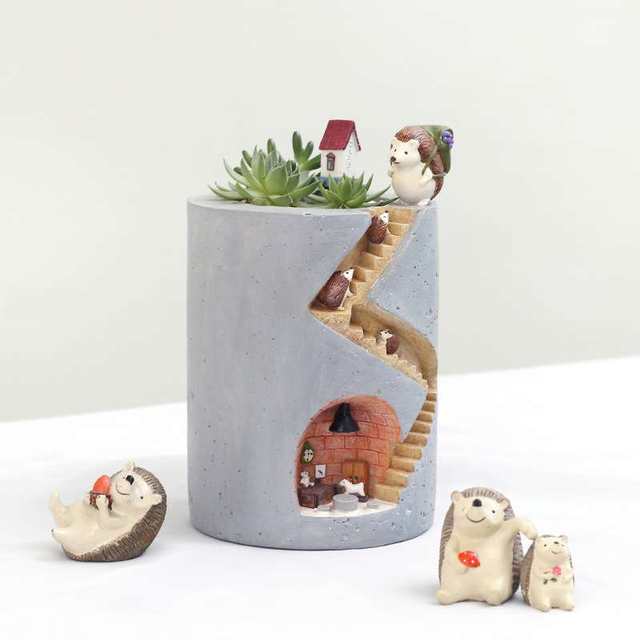 If Creative Resin Succulent Hydroponic Flower Pot Home Gardening Desktop Potted Plant Display Hedgehog House Flower Pot